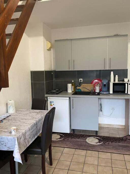 Appartement Duplex T1 อัลแบร์วิลล์ ภายนอก รูปภาพ
